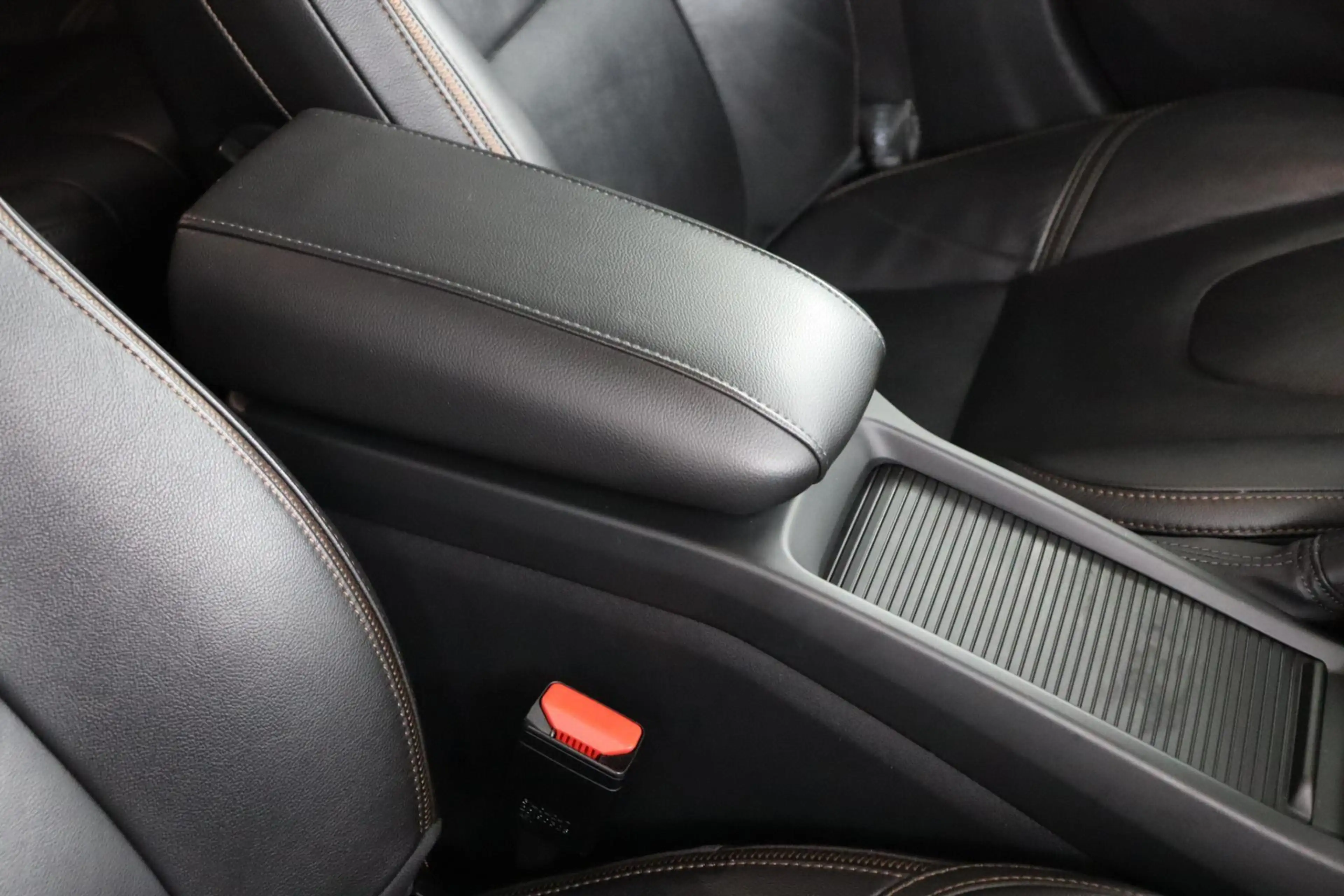 Volvo V40 Cross Country T3 Polar+ Luxury | NAP | Automaat | 1e eigenaar | — photo 45