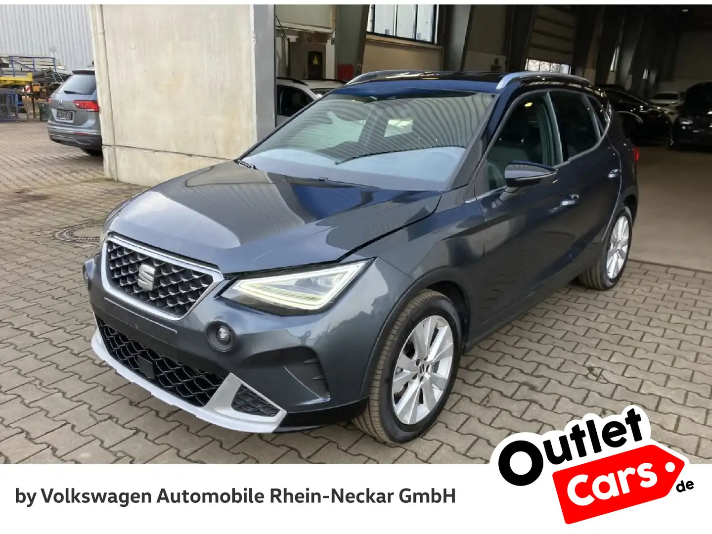 SEAT Arona 1.0 TSI Xperience DSG Navi LED PDC uvm Grau - 2