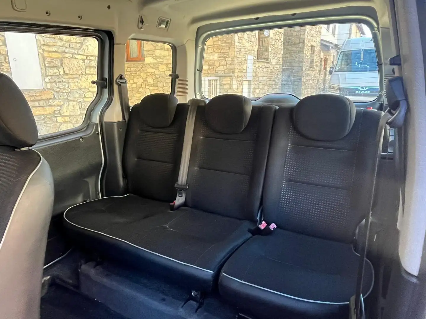 Peugeot Partner Partner 1.9D Combi Pro Azul - 2