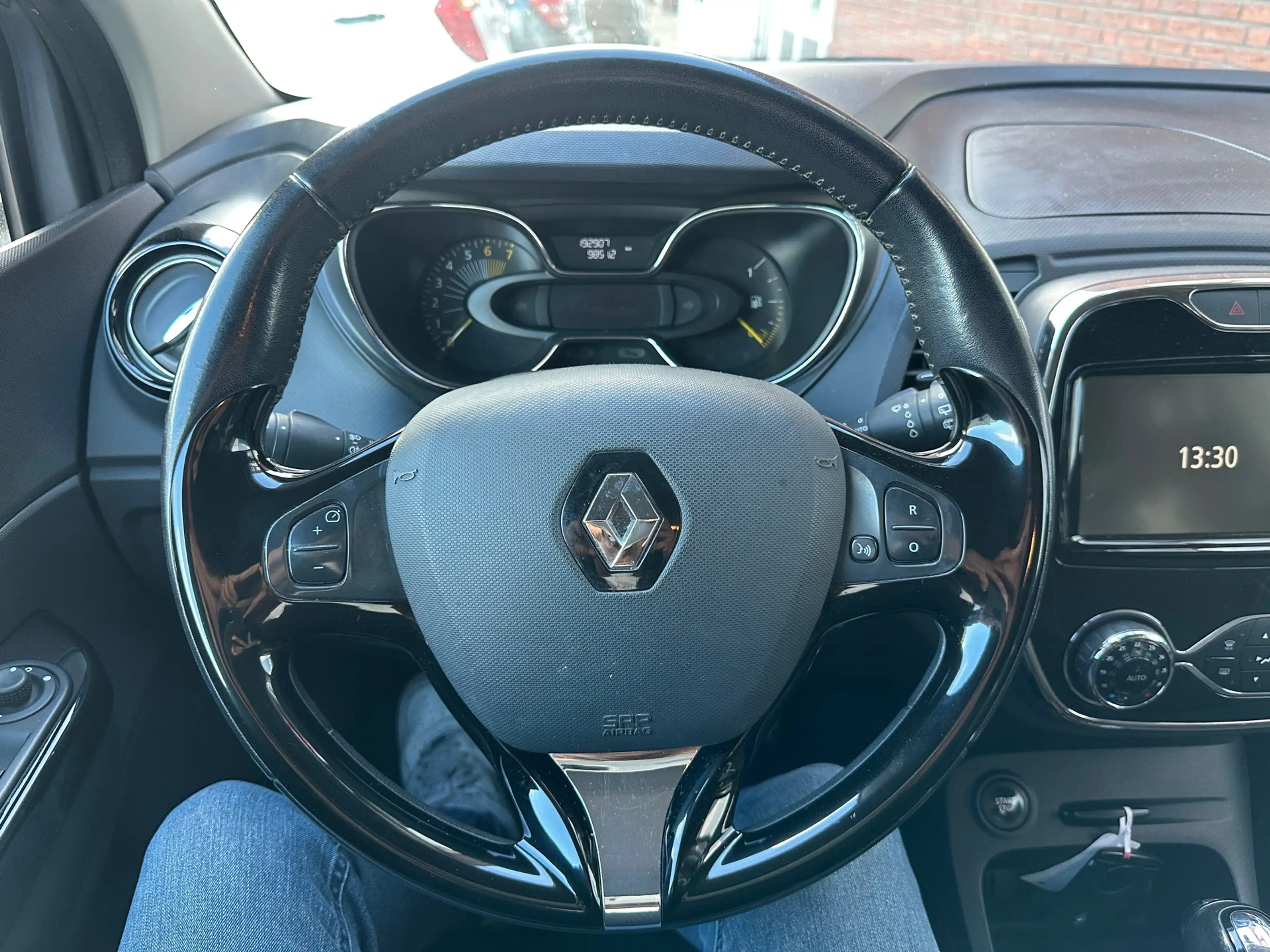 Renault Captur 1.2 TCe Dynamique / Camera / Navi / PDC / Clima / — photo 7