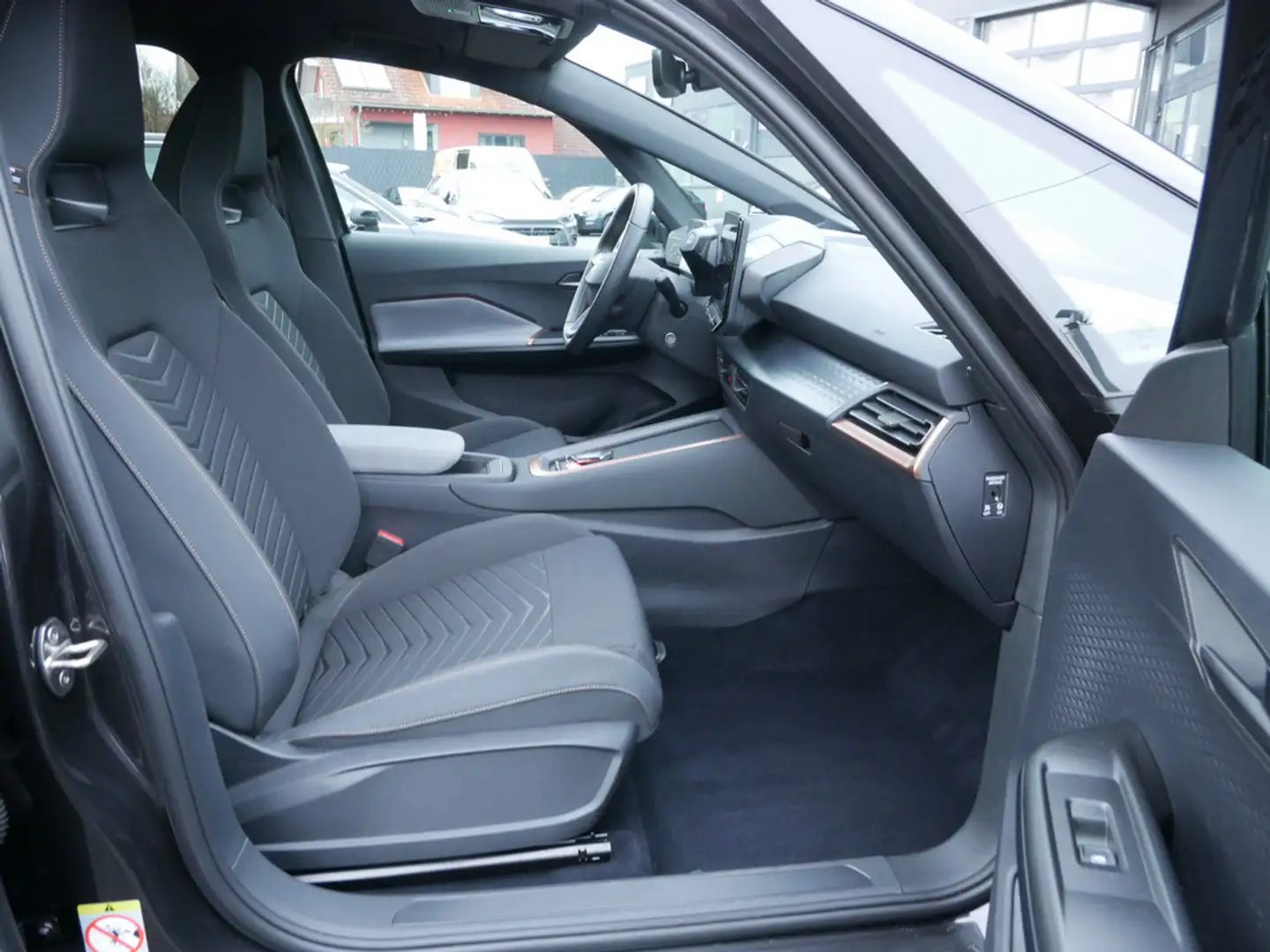 CUPRA Born 170 kW 82kWh ACC HUD LED HEADUP COPPER Gris - 2