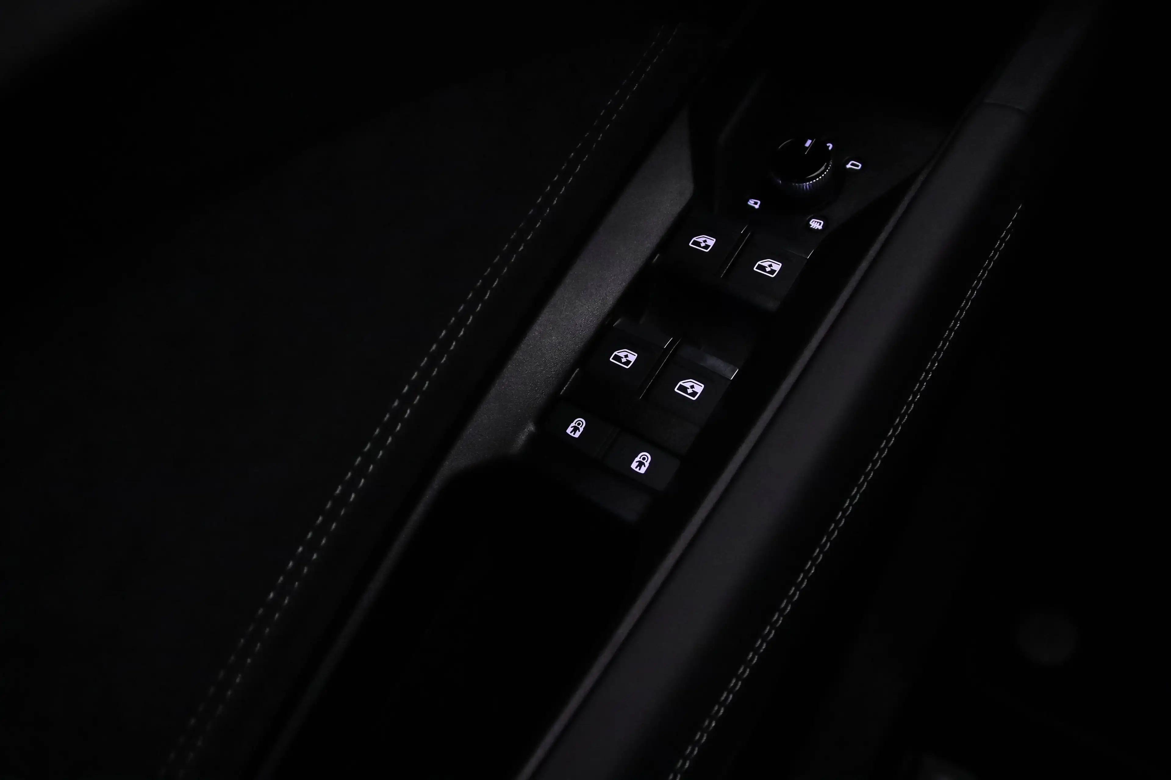 Audi Q4 e-tron e-tron performance 286pk S edition — photo 12