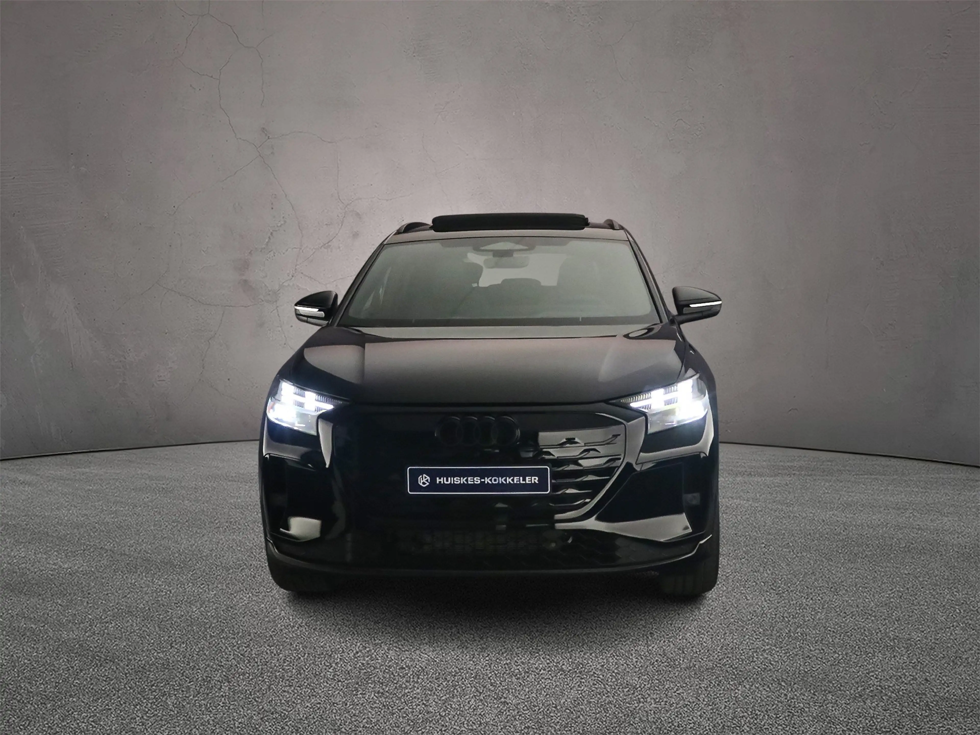 Audi Q4 e-tron e-tron performance 286pk S edition — photo 8