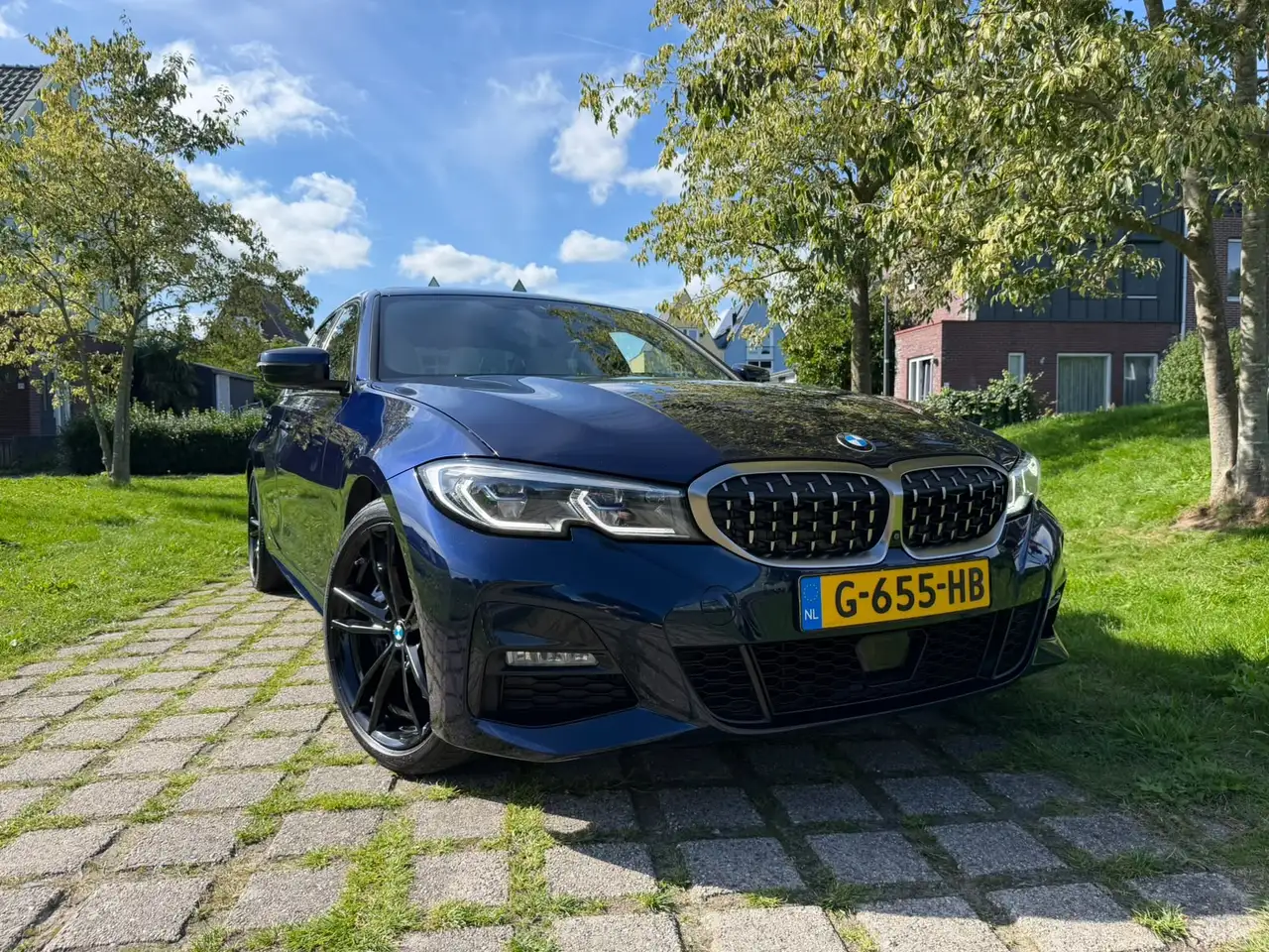 BMW 330