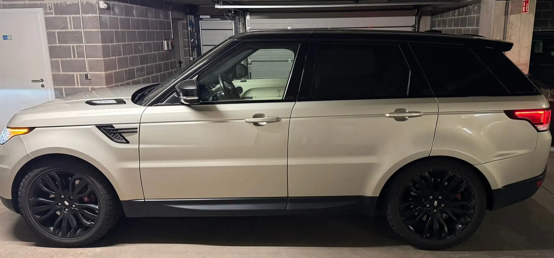 Land Rover Range Rover Sport HSE DYNAMIC SDV6 Beżowy - 2