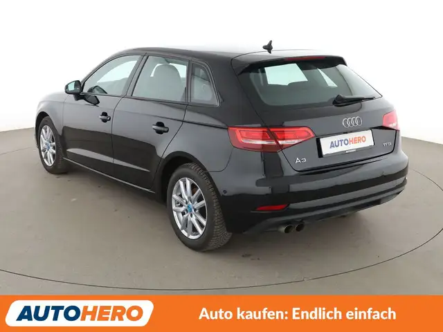 Audi A3 view 4