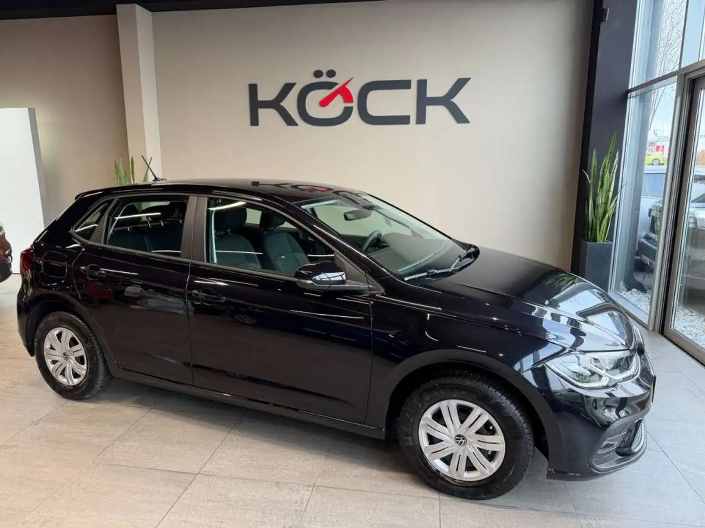 Volkswagen Polo 1,0 TSI 4Me 4Me Schwarz - 2