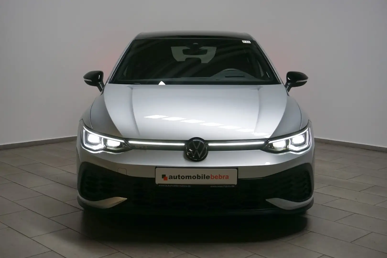 Volkswagen Golf 8 2.0TSI DSG GTI Clubsport Virt. Akrapovic Silber - 2