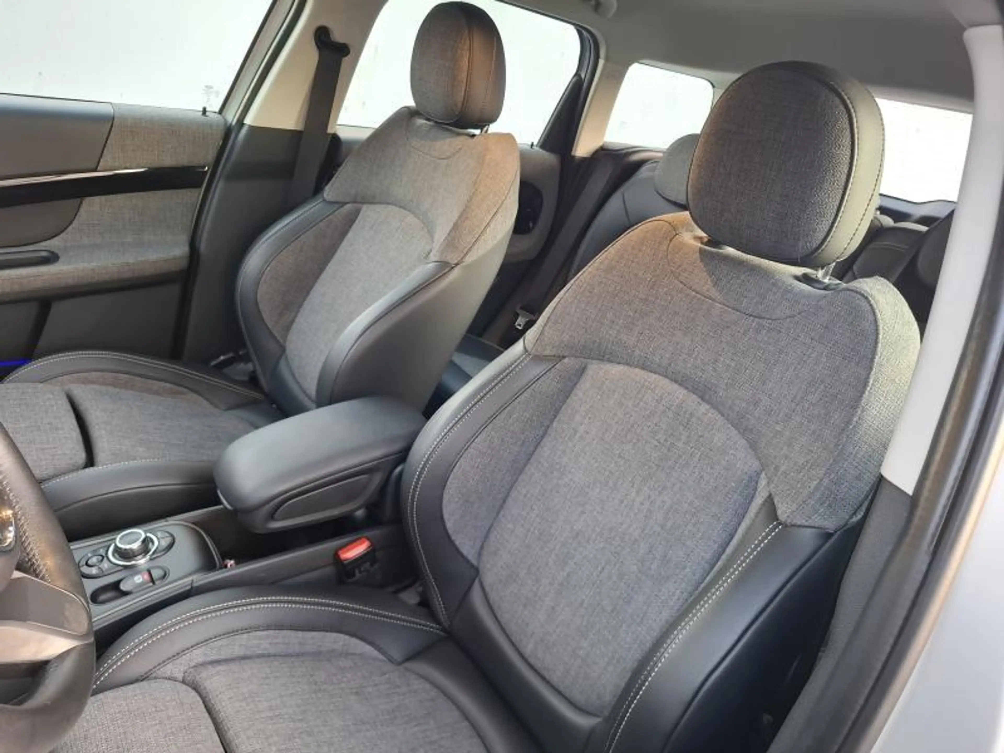 MINI Cooper Countryman 1.5i — photo 10