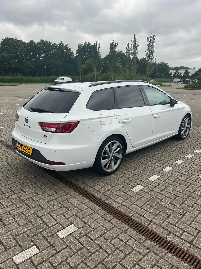 SEAT Leon 1.4 TSI ACT FR Dyn. full option. Wit - 2