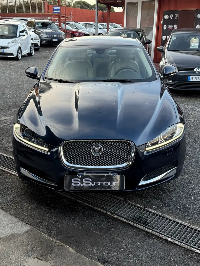 Jaguar XF 3.0d V6 Premium Luxury -rate-garanzia-permute - 2