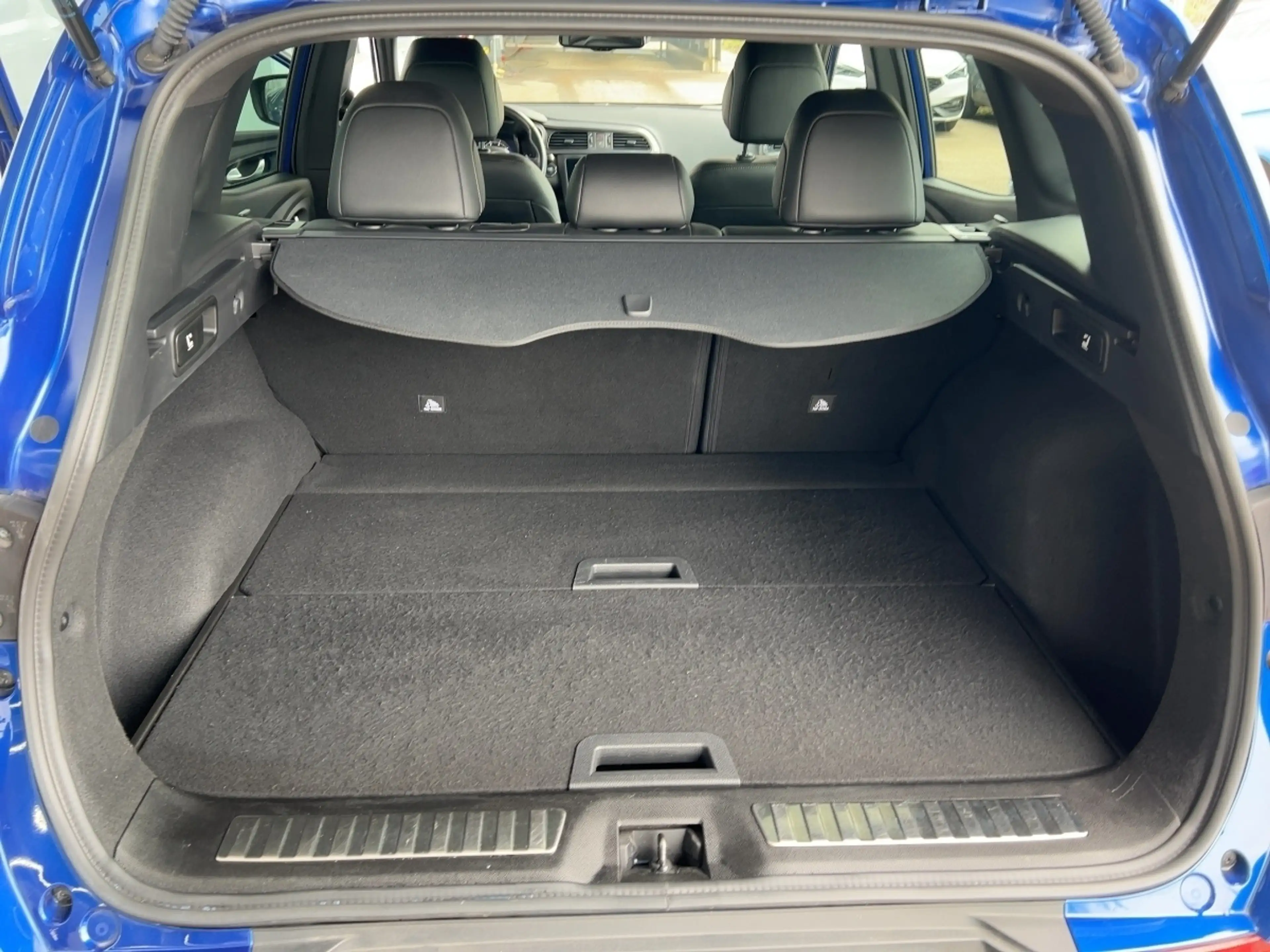 Renault Kadjar Black Edition TCe 140 EDC GPF Apple CarPlay — photo 18