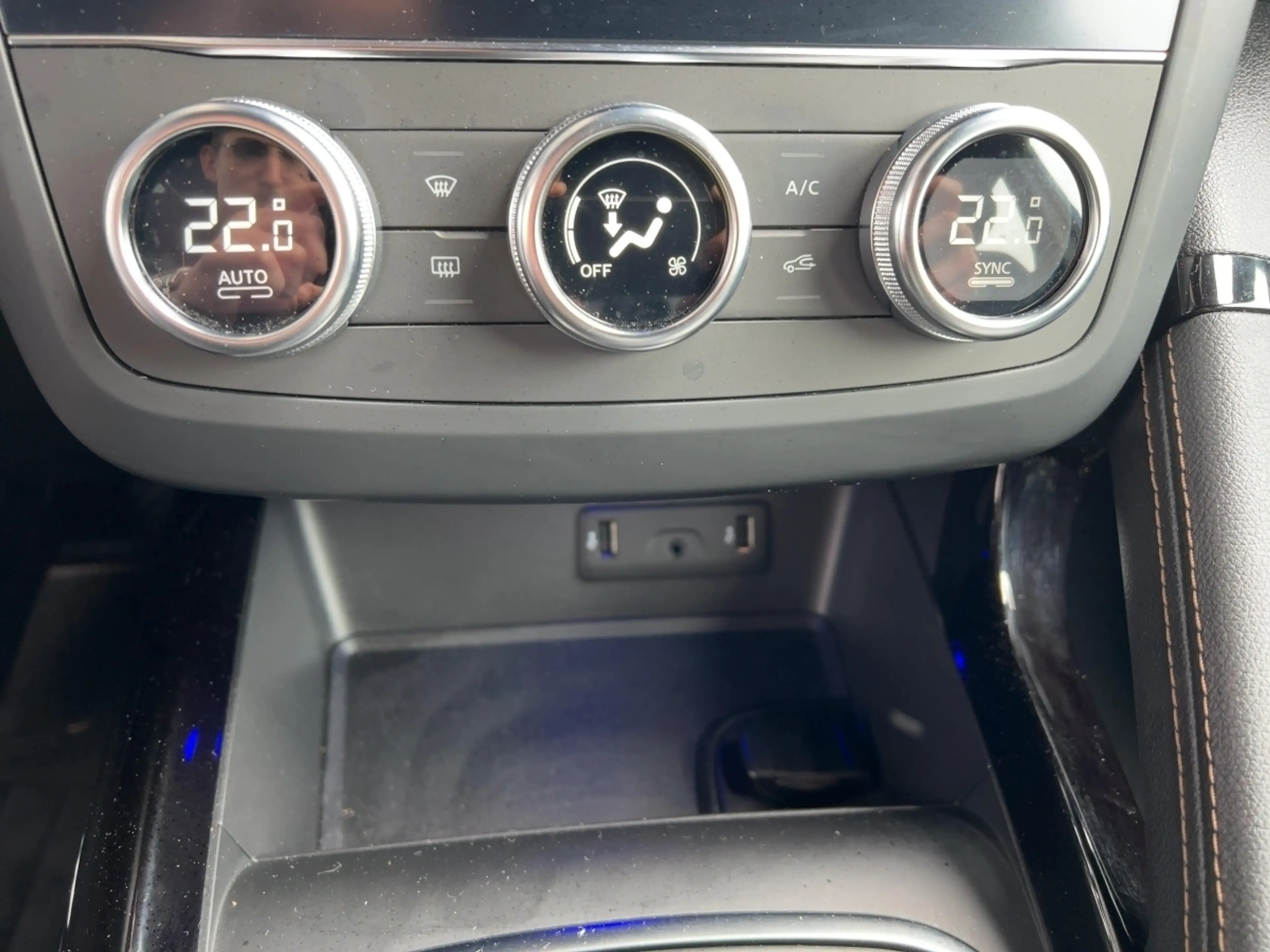 Renault Kadjar Black Edition TCe 140 EDC GPF Apple CarPlay — photo 14