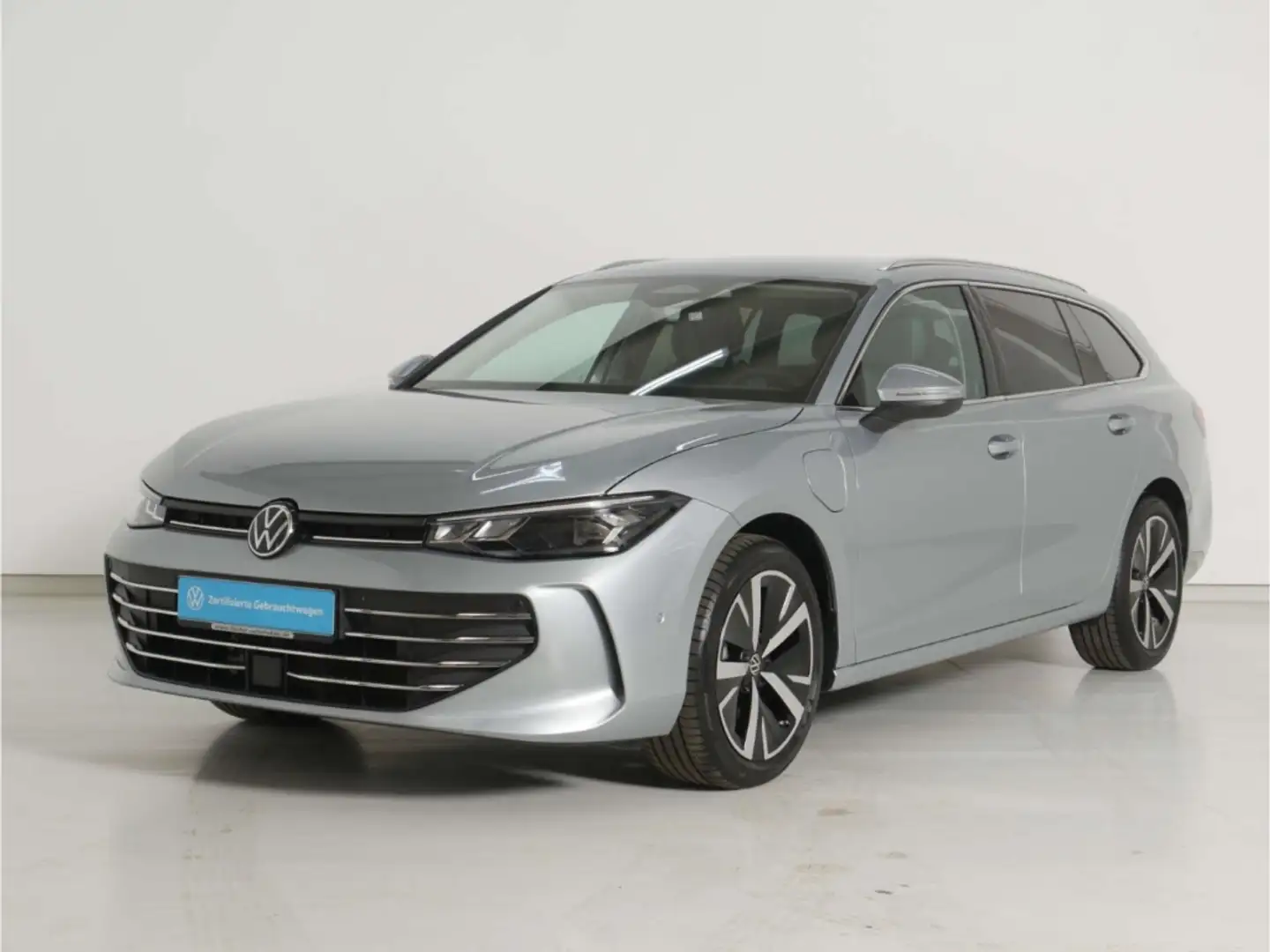 Volkswagen Passat Variant 1.5 TSI eHybrid Business DSG AHK Silber - 2