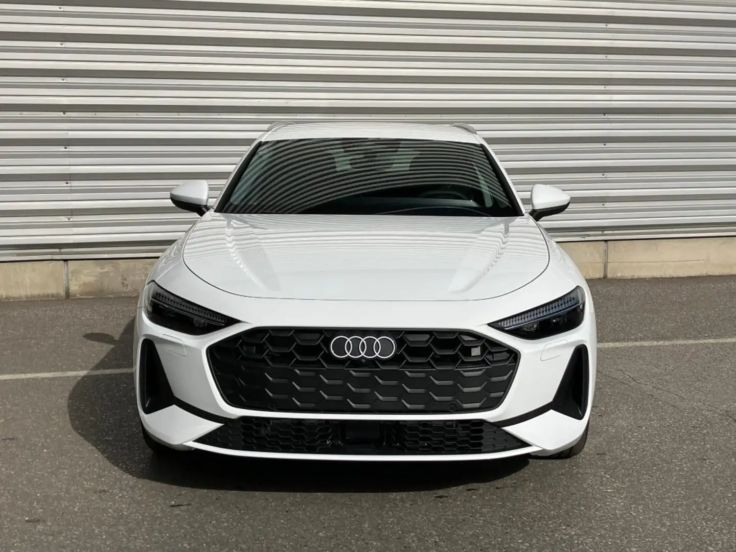 Audi A5 e-hybrid quattro 220 kW Weiß - 2