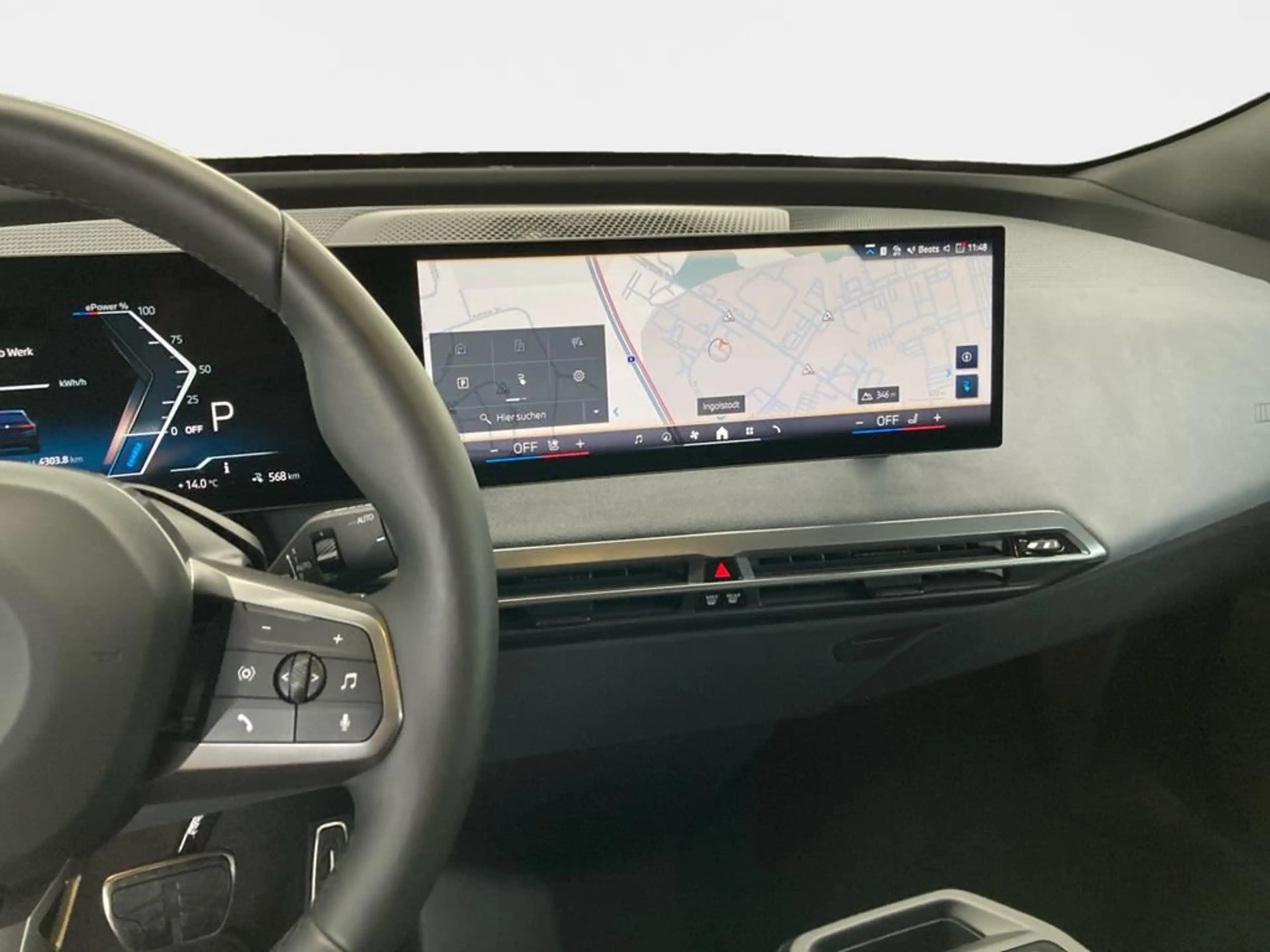 BMW iX M Sport Pro — photo 13