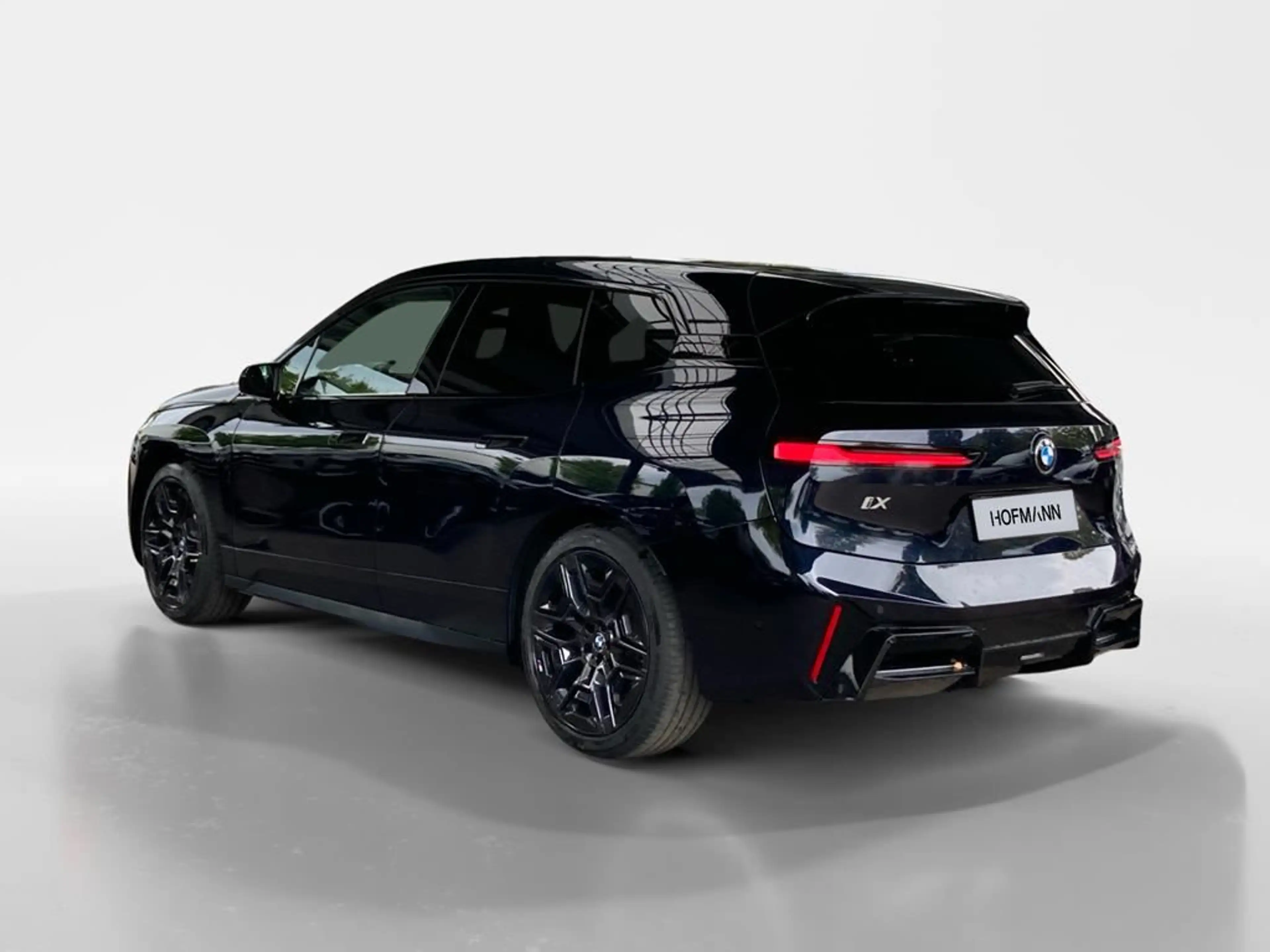 BMW iX M Sport Pro — photo 8