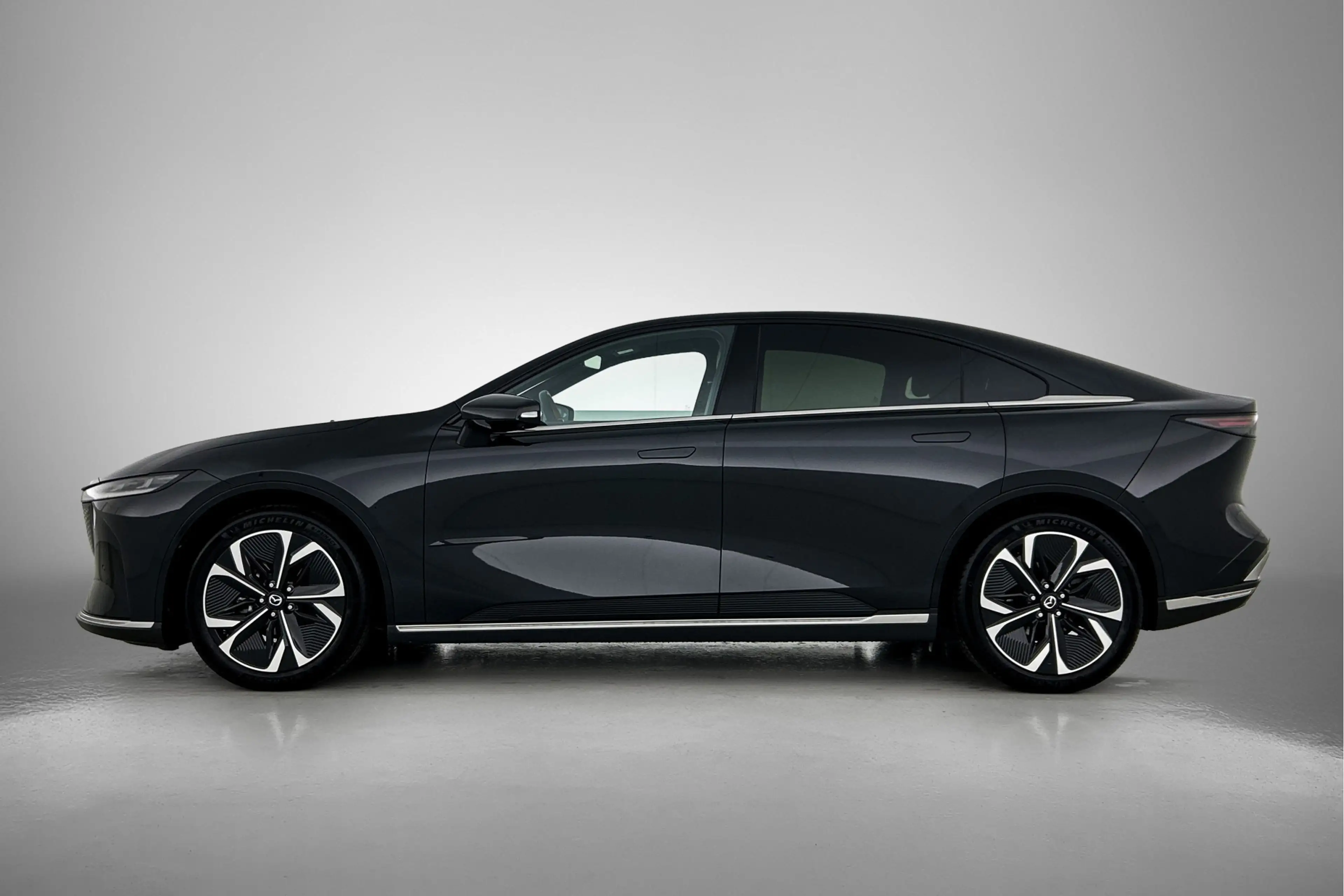 Mazda 6e Takumi Plus 68.8 kWh | Demovoordeel | 17% bijtelli — photo 4