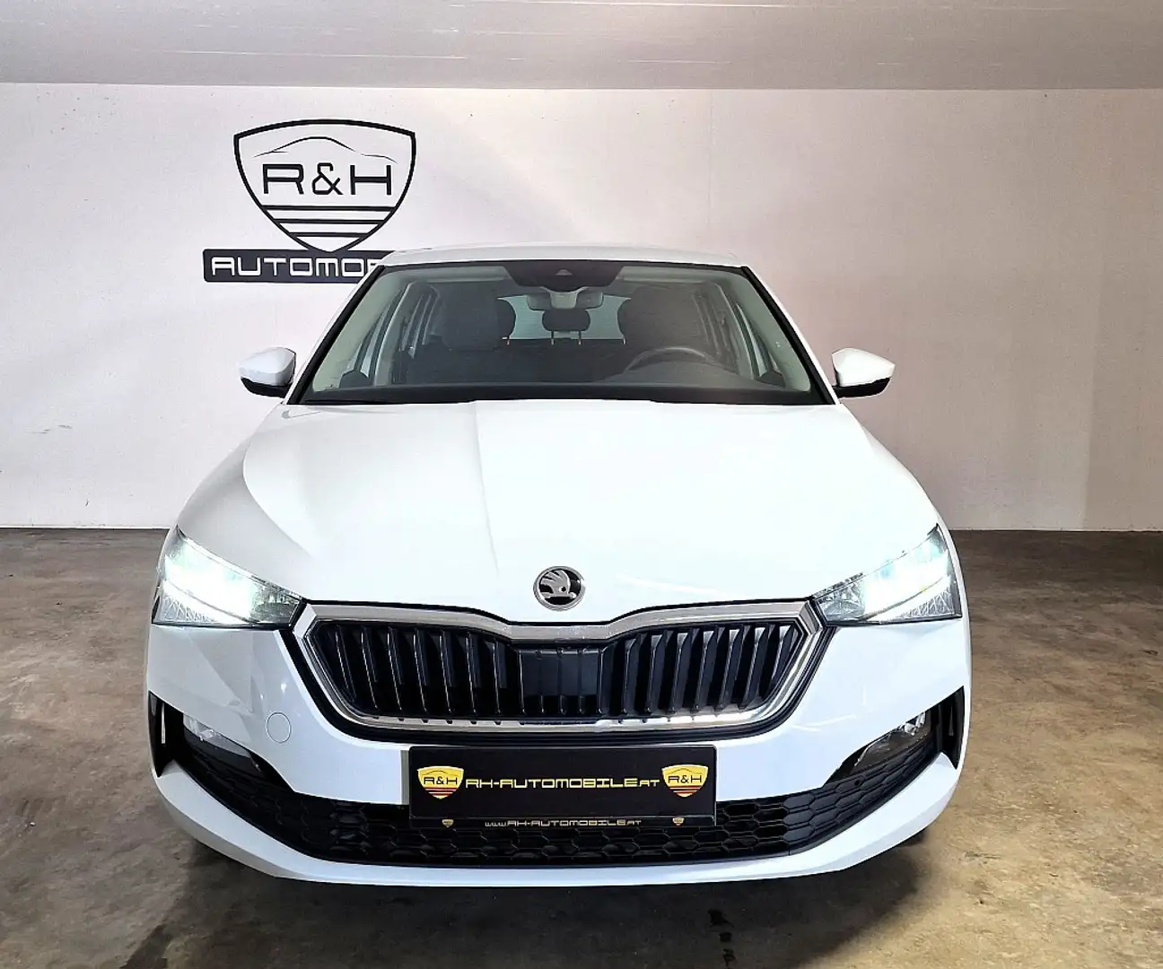 Skoda Scala 1,0 TSI Ambition, Kamera, LED, Virtual, 4 Jahre... Weiß - 2