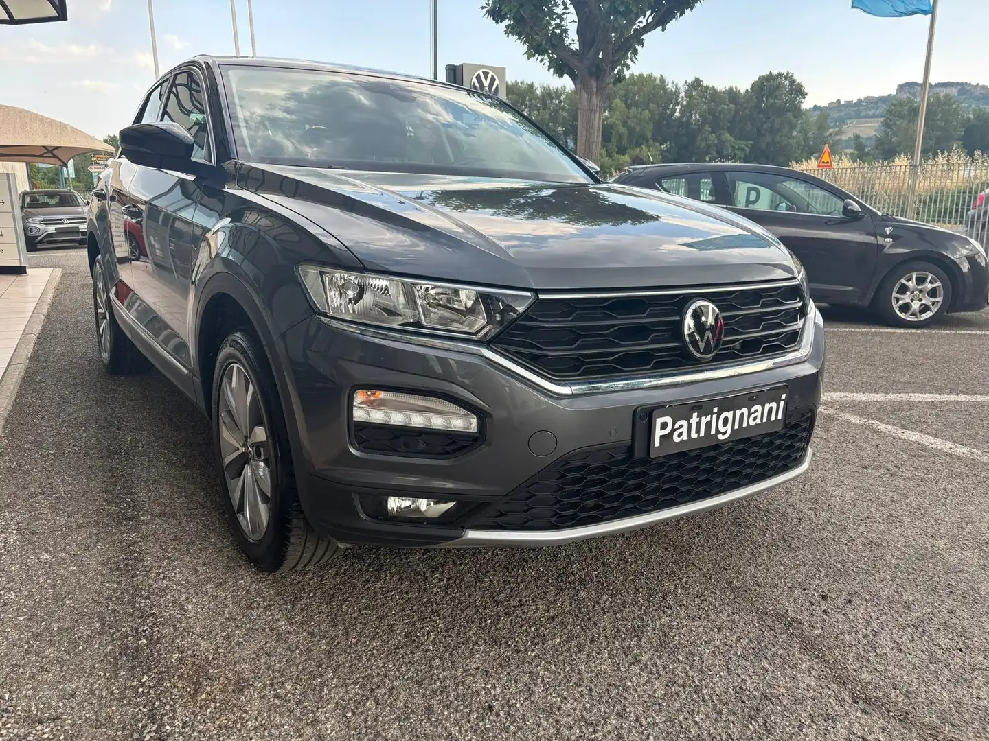 Volkswagen T-Roc 1.0 tsi Style 110cv - UNICO PROPRIETARIO Grau - 2