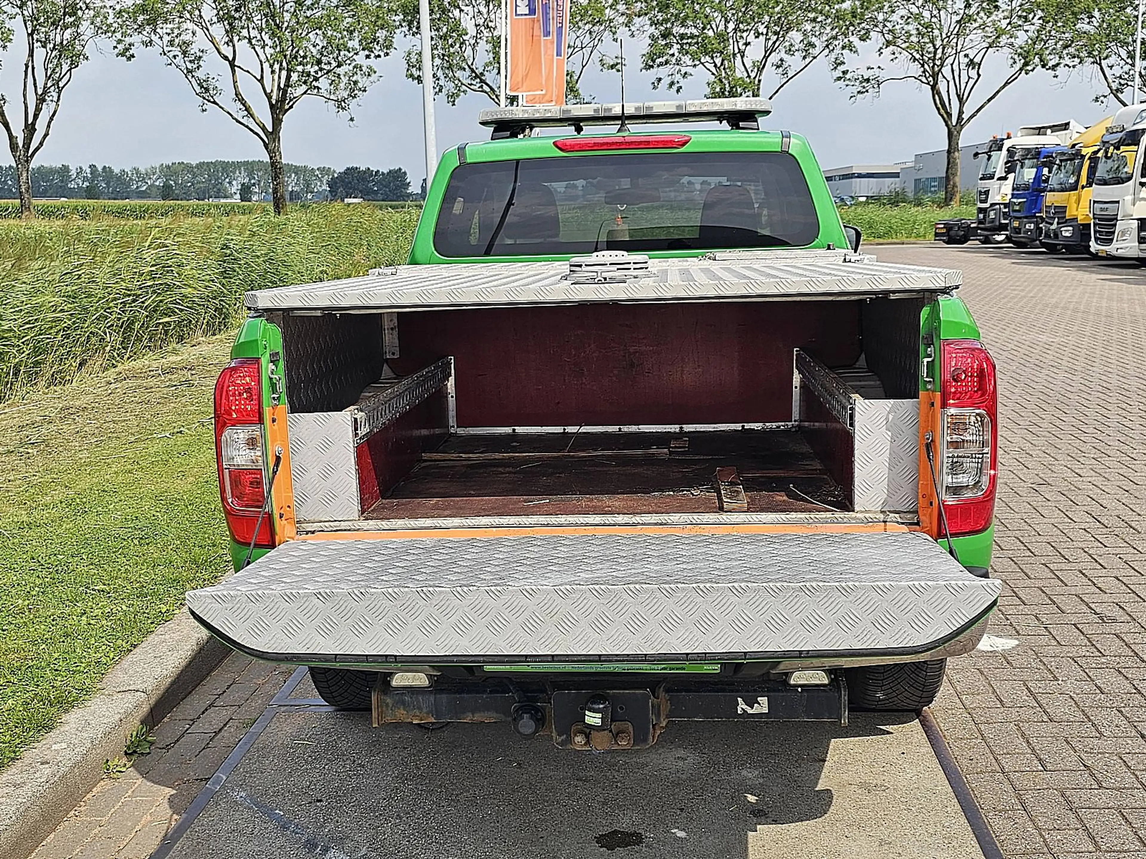 Nissan Navara 2.3 DCI 160 4WD — photo 12