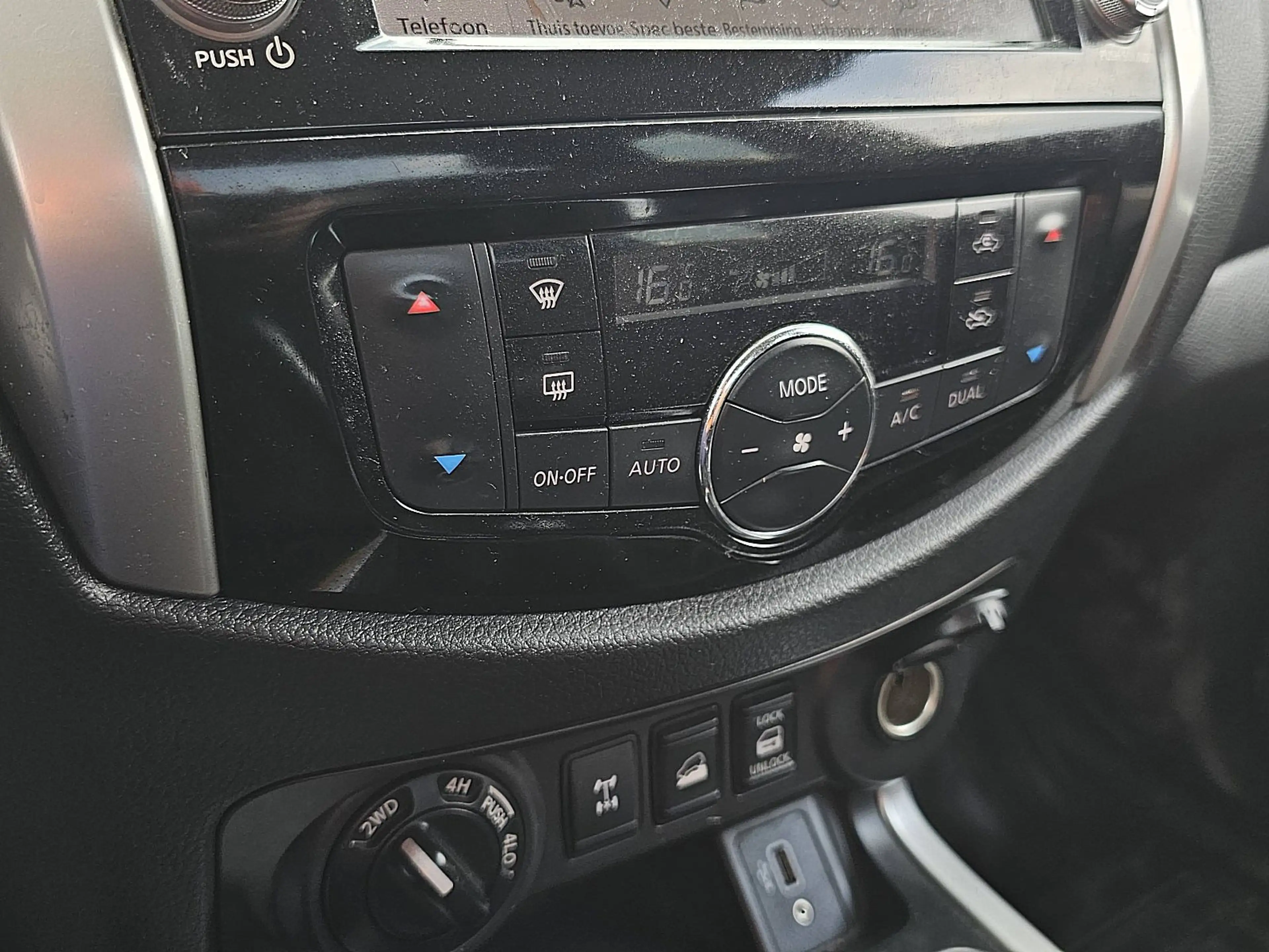Nissan Navara 2.3 DCI 160 4WD — photo 9