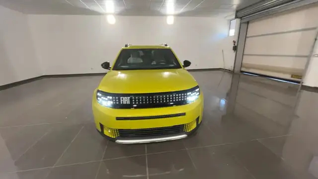 Fiat Grande Panda view 2
