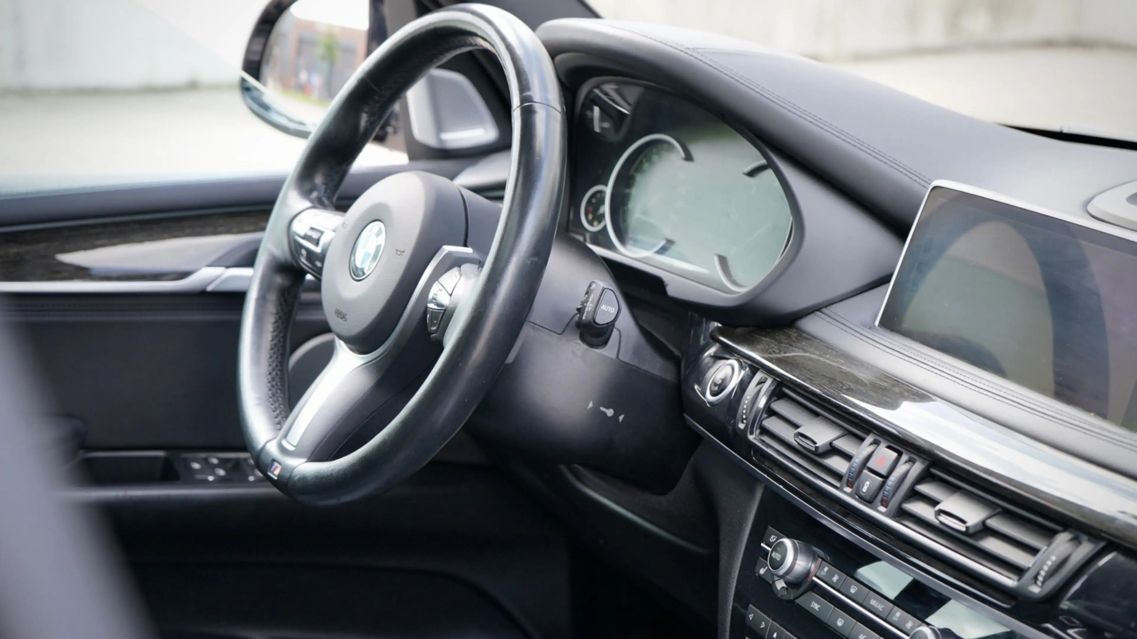 BMW X5 XDrive40d High Executive 7p. — photo 10