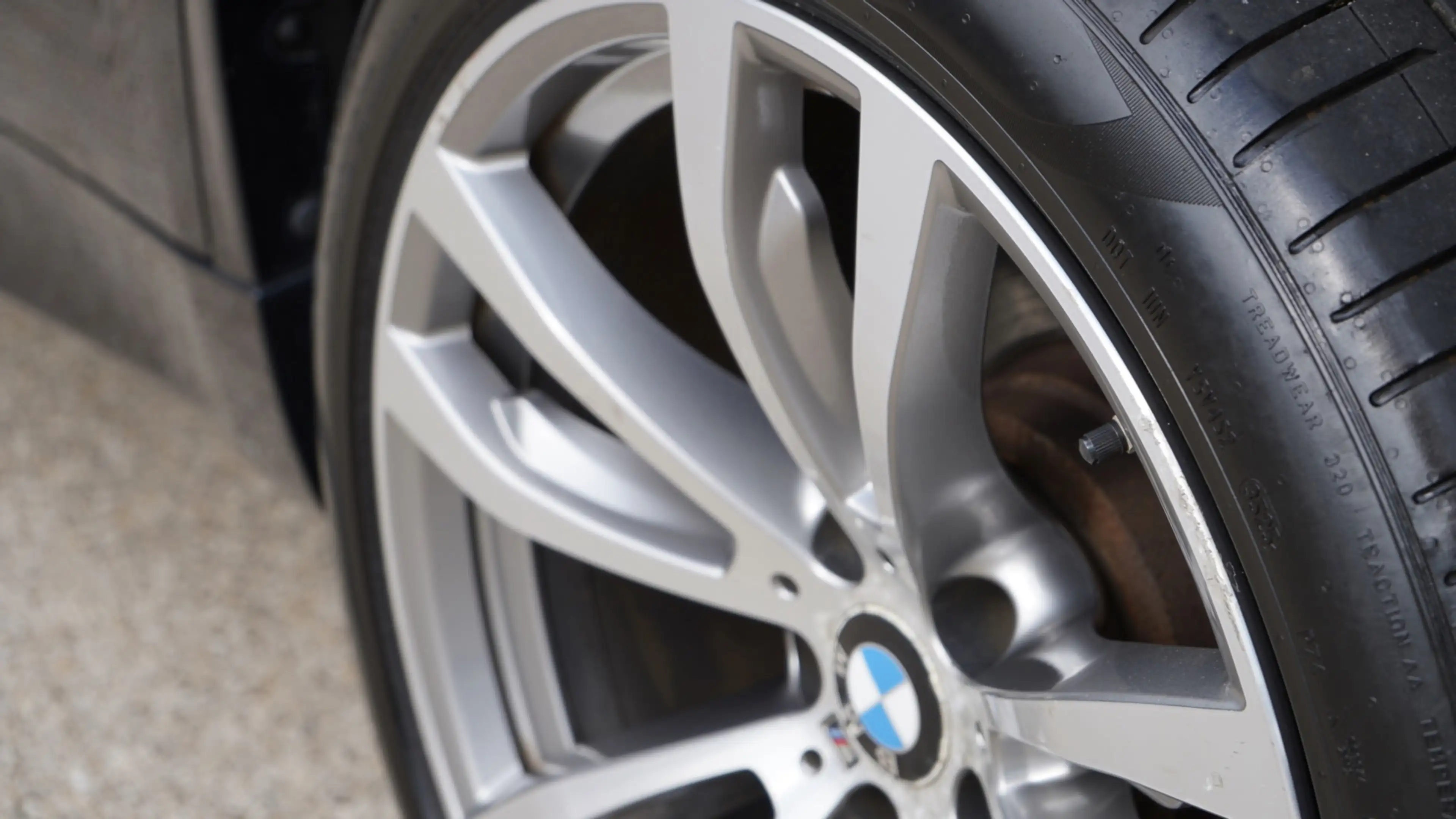 BMW X5 XDrive40d High Executive 7p. — photo 13