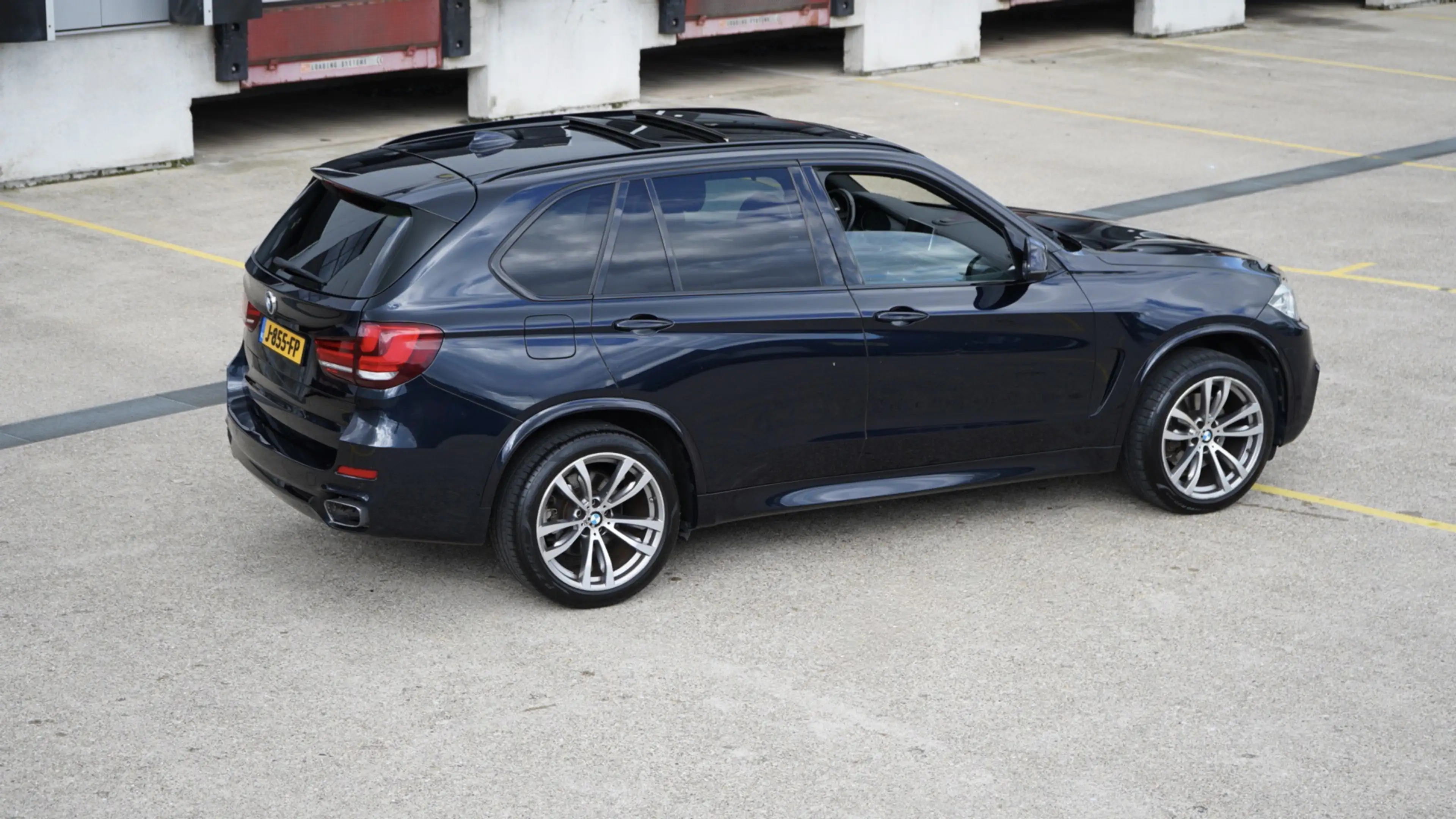 BMW X5 XDrive40d High Executive 7p. — photo 2