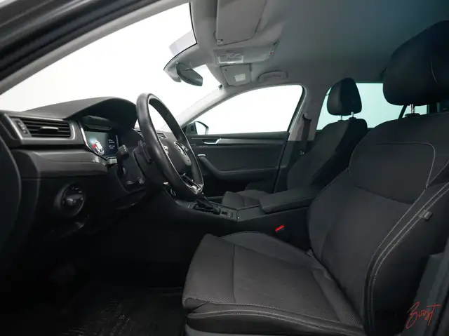 Skoda Superb view 15