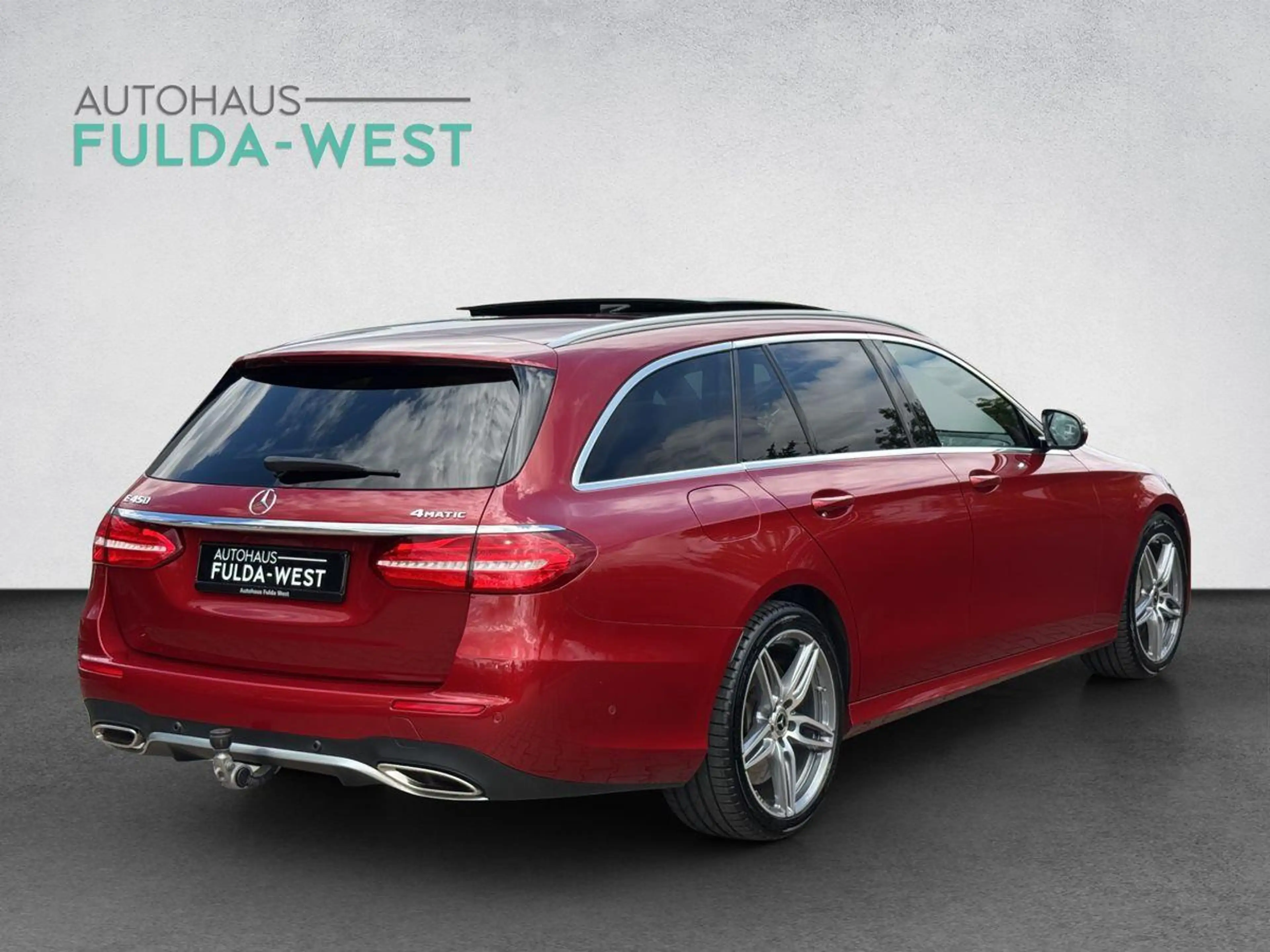 Mercedes-Benz E 450 T 4M AMG Multibeam Wide Pano AHK STHZ — photo 5