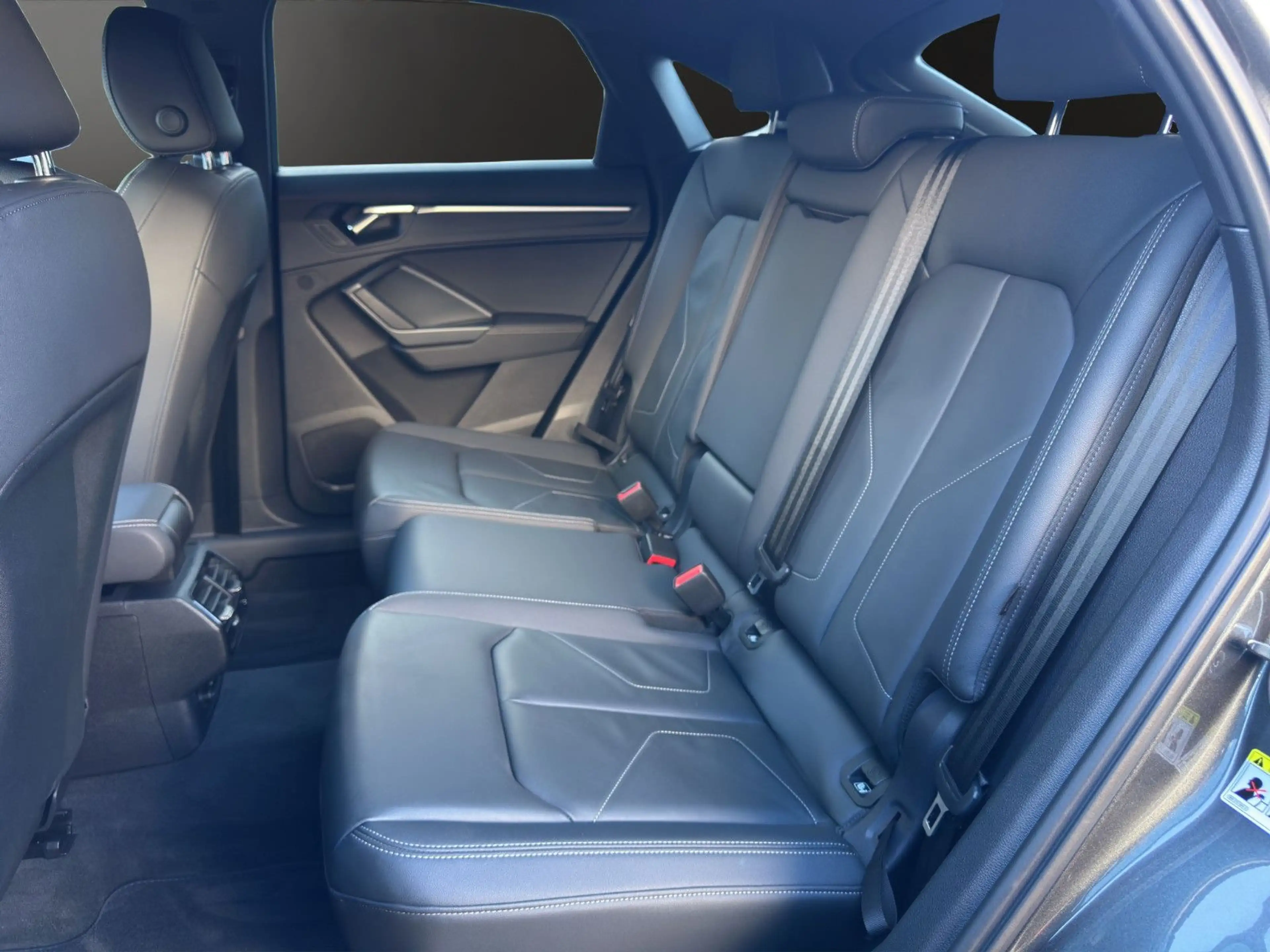 Audi Q3 Sportback 40 TFSI qu.S tr. S LINE+MATRIX+AHZV — photo 10