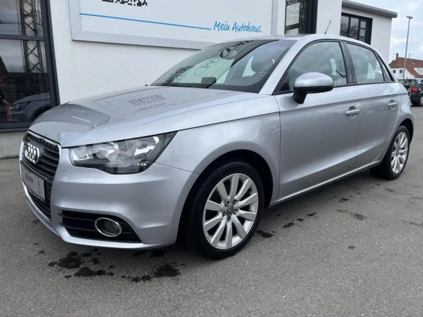 Audi A1 Sportback 1,4 TFSI S tronic Navi PDC Bluetooth Silber - 2
