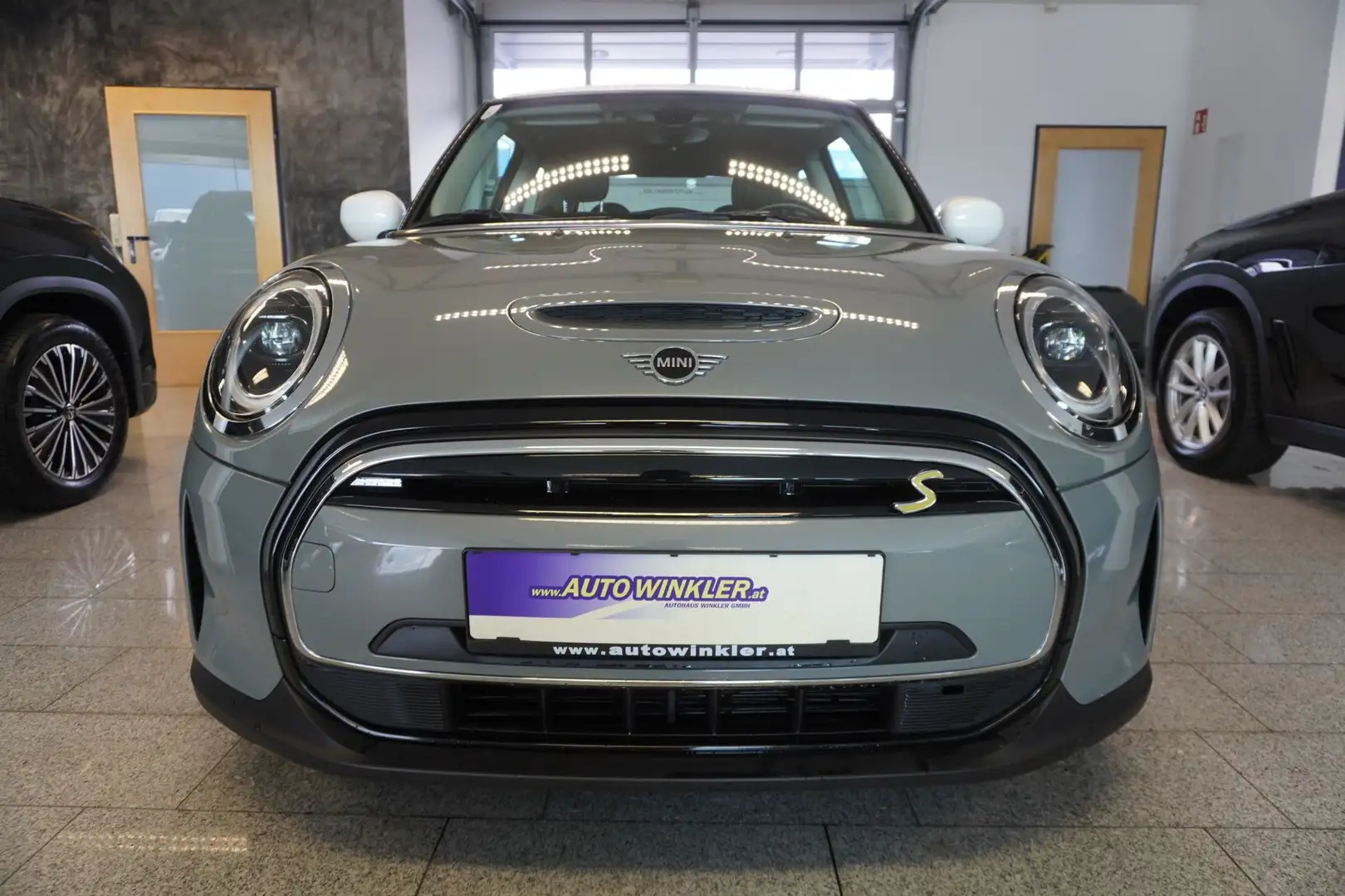 MINI Cooper SE 32,6kWh Aut. Virtual/Navi/LED/Sport Grau - 2
