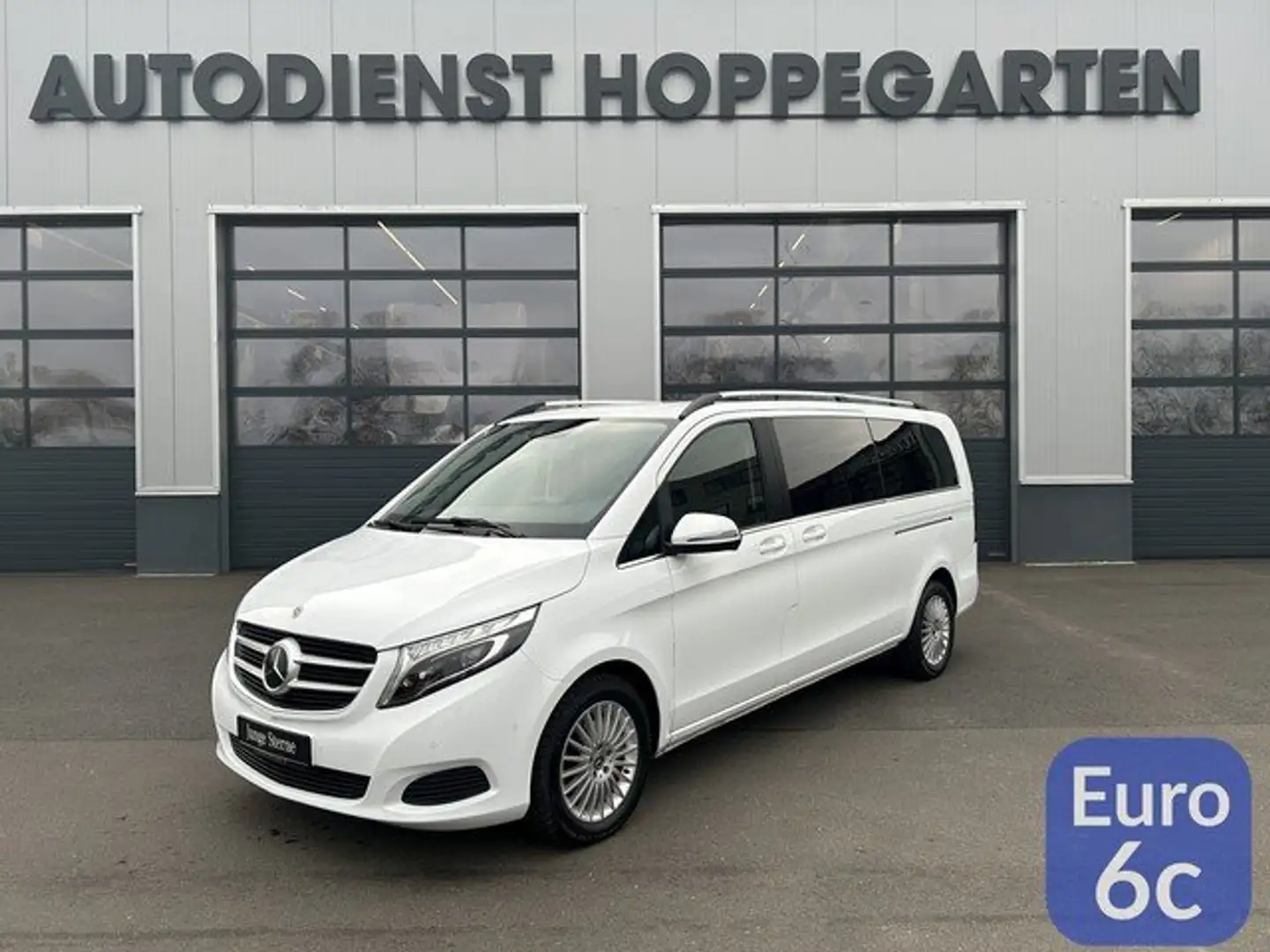 Mercedes-Benz V 220 V 220 d AVANTGARDE Extralang DISTRO LED Navi RFK Blanc - 1