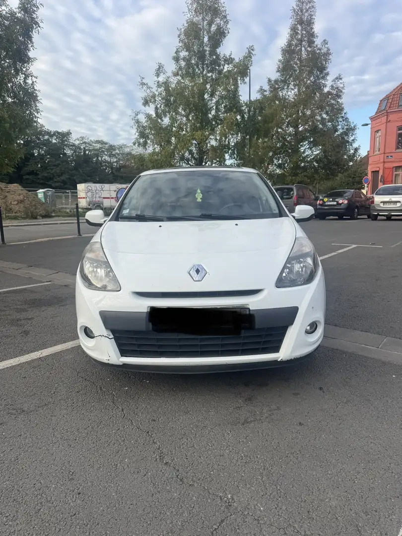 Renault Clio 1.5 dCi 105 Dynamique - 1