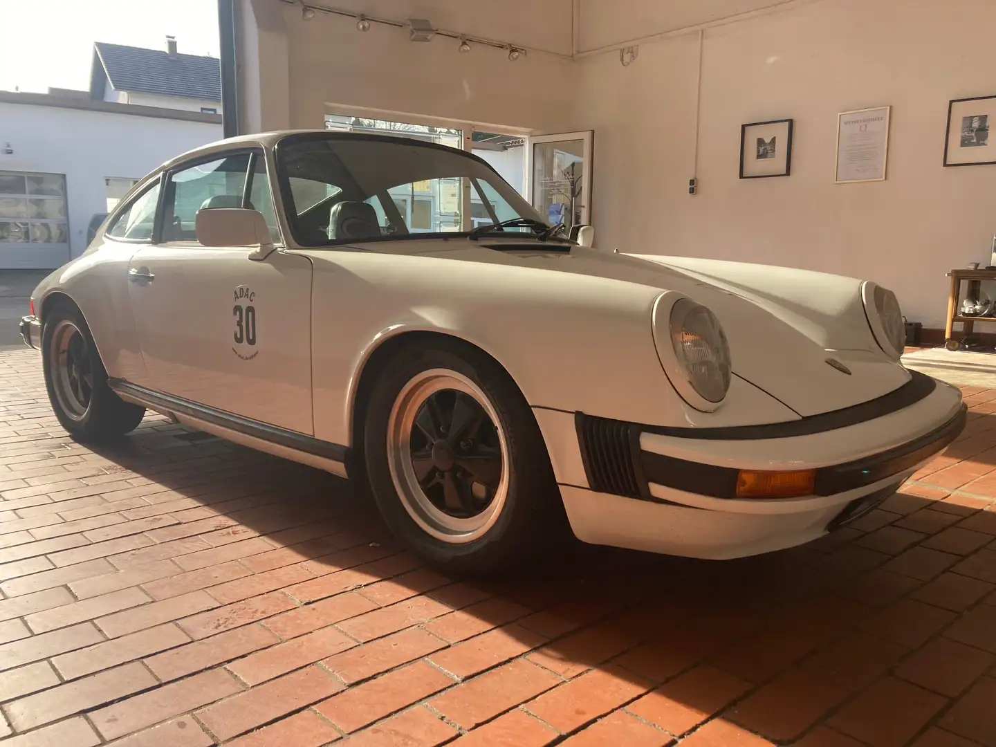 Porsche 911 SC Weiß - 1