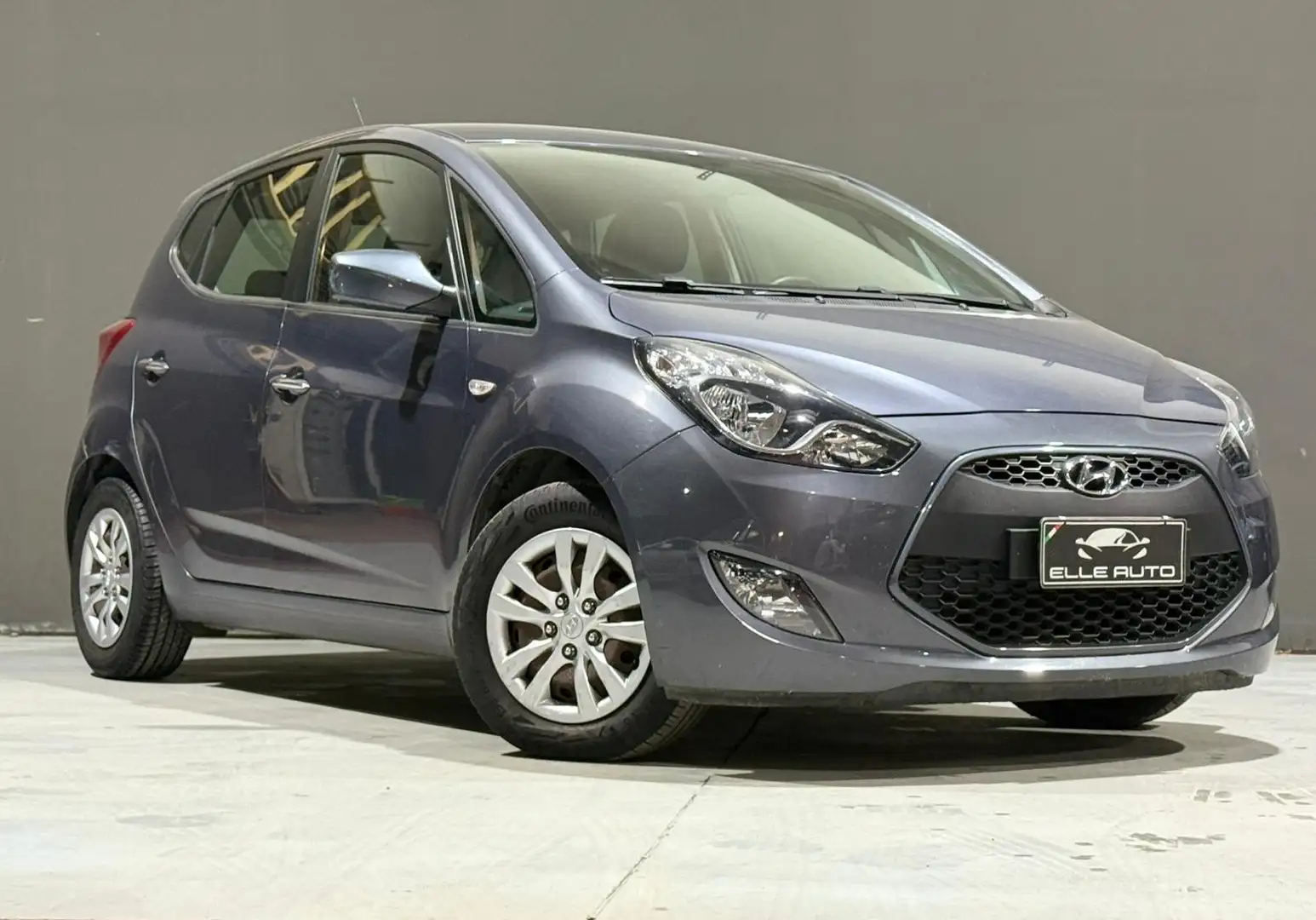 Hyundai iX20 ix20 1.4 Comfort econext E6 Grau - 2