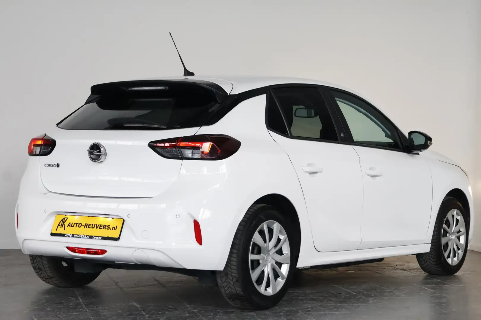 Opel Corsa-e Edition 50 kWh / CarPlay / Clima / Bluetooth / DAB Wit - 2