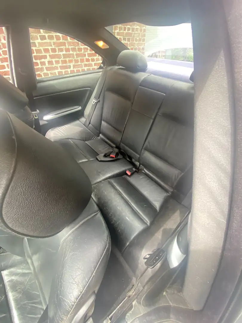 BMW 318 Ci - 2
