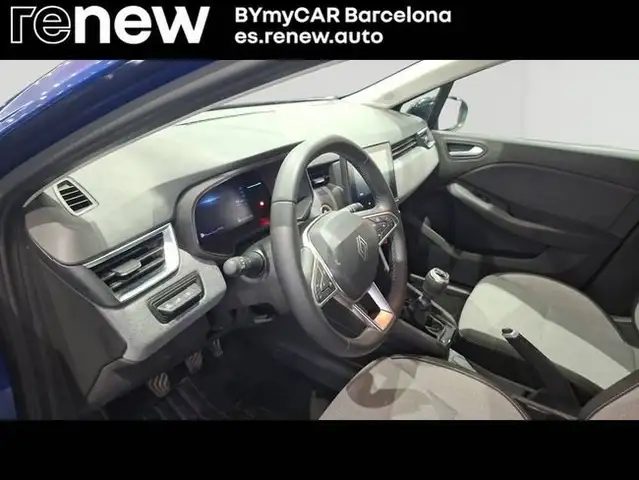 Renault Clio view 9