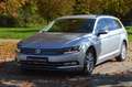 Volkswagen Passat Variant 4Motion DSG+AHK+NAV+XENON Grau - thumbnail 2