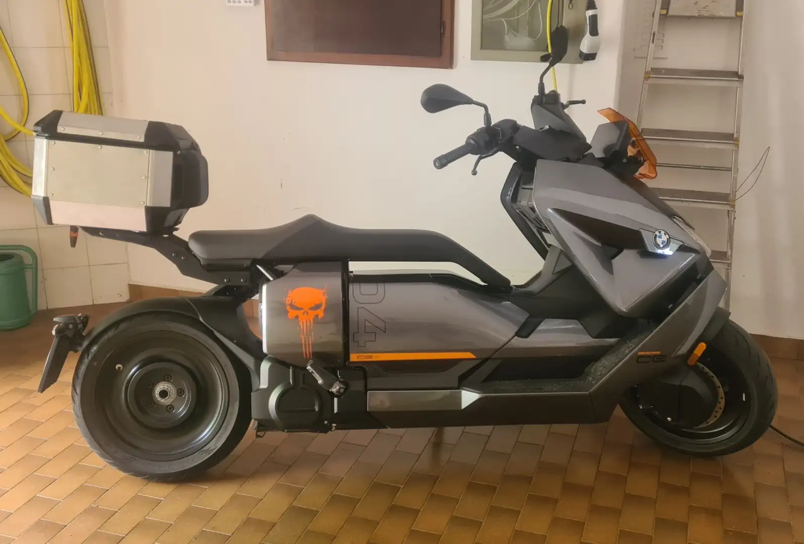 BMW CE 04 full optional Grau - 1