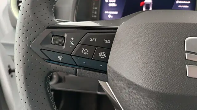 Seat Arona view 12