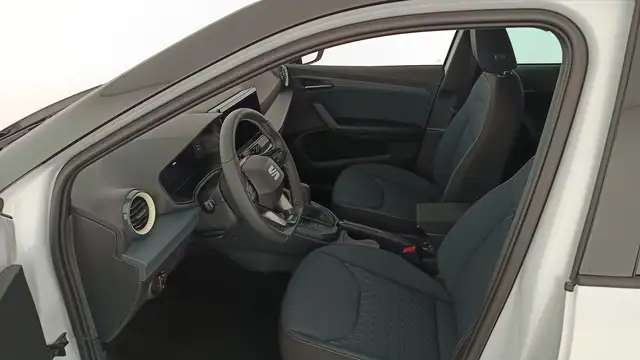 Seat Arona view 9