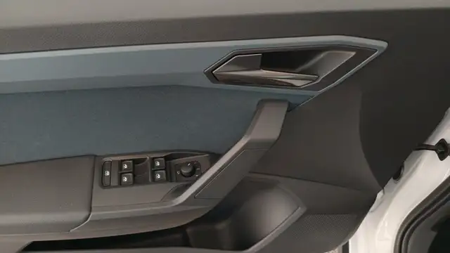 Seat Arona view 10