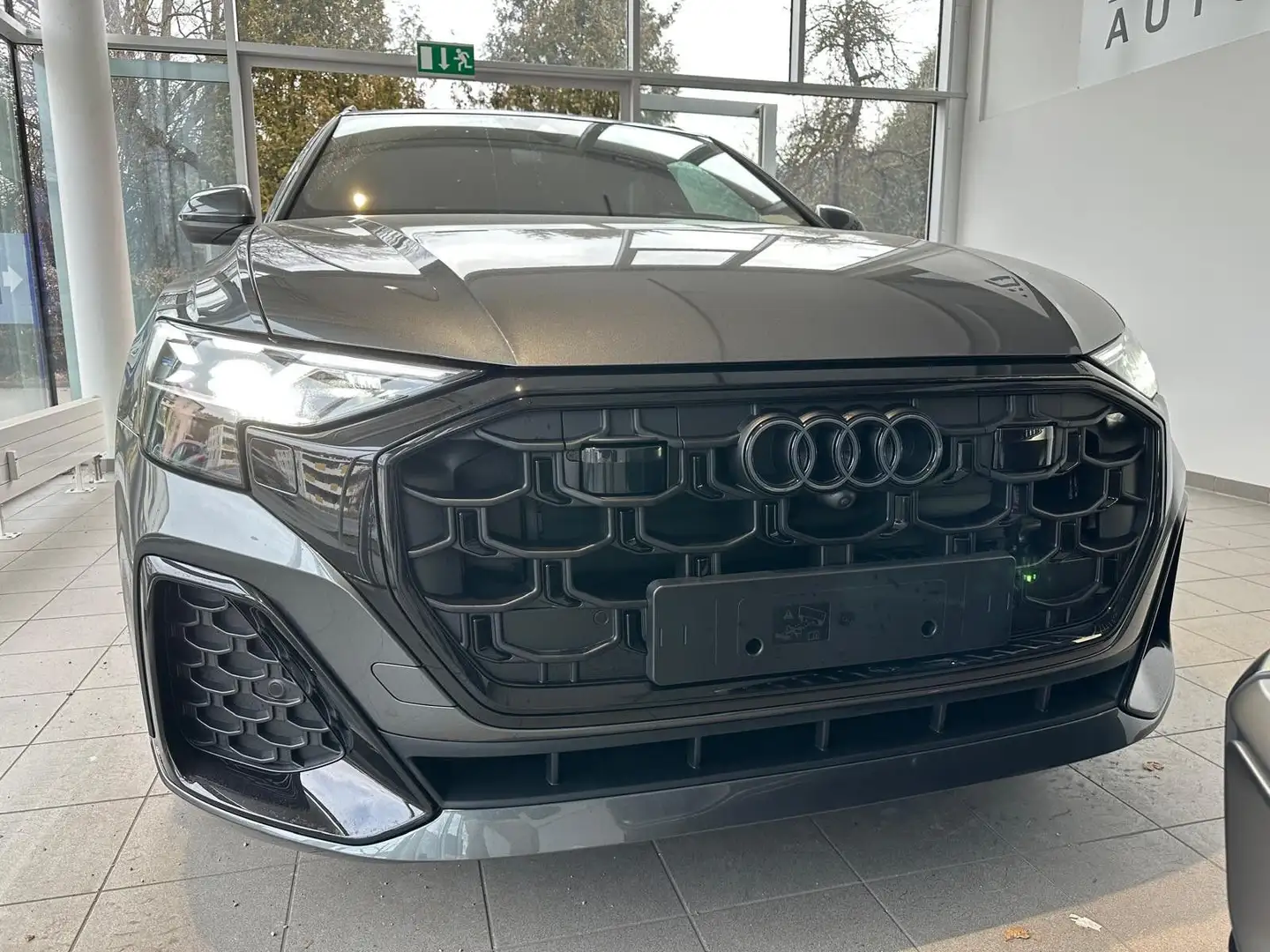 Audi Q8 50 TDI FACELIFT/gr-sw/AHK/Park+/HUD/4Z/23 Grau - 1