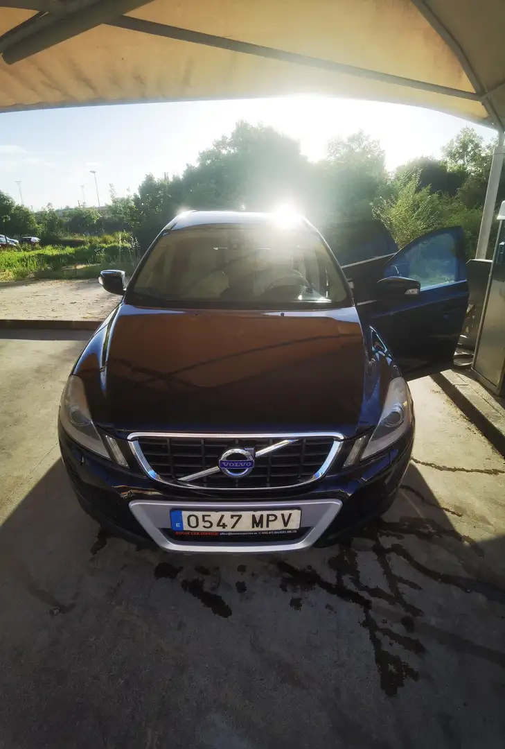 Volvo XC60 D3 AWD Aut. Summum - 1