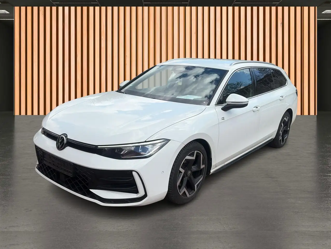 Volkswagen Passat Variant 2.0 TDI DSG R Line*KeyGo*IQ Light 2